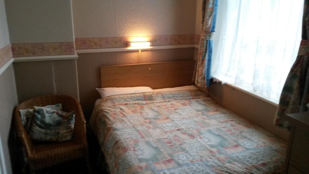 Walford Hotel Блекпул Стая снимка